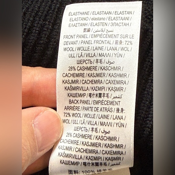 Burberry Deer Intarsia Wool Sweater, size Small - Picture 12 of 16